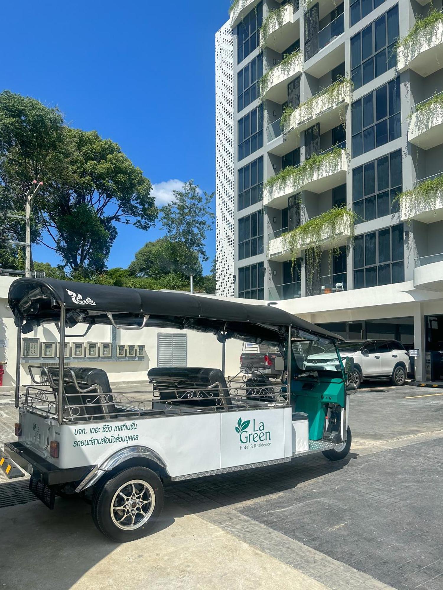 La Green Hotel And Residence Pantai Bang Tao Bagian luar foto