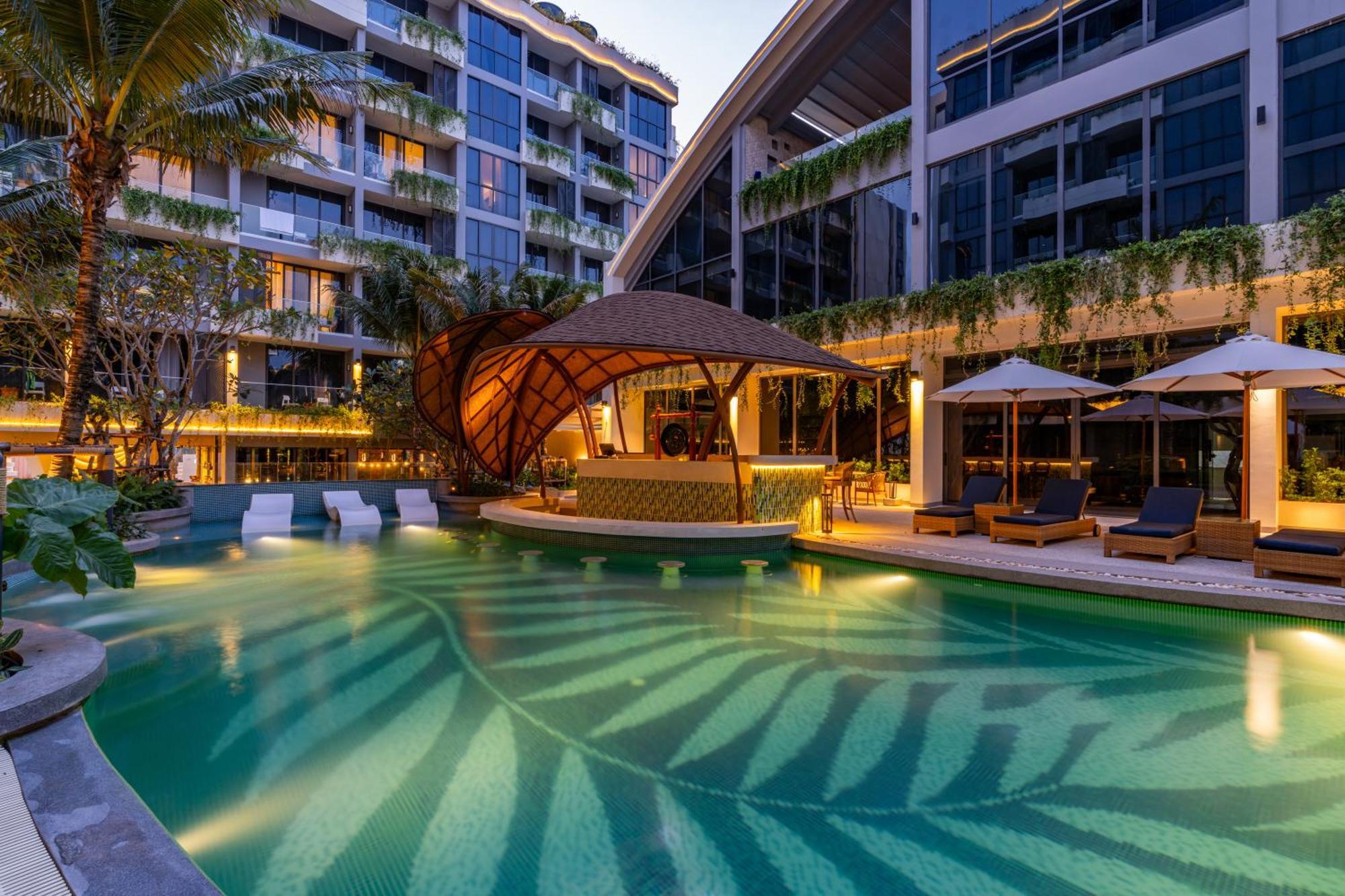 La Green Hotel And Residence Pantai Bang Tao Bagian luar foto