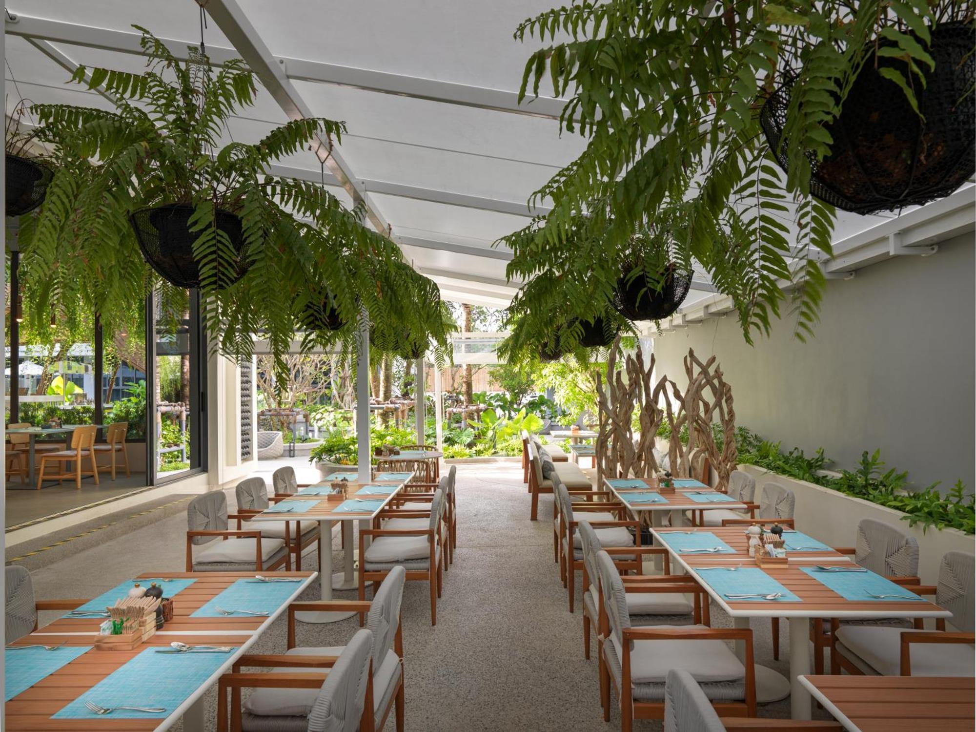 La Green Hotel And Residence Pantai Bang Tao Bagian luar foto